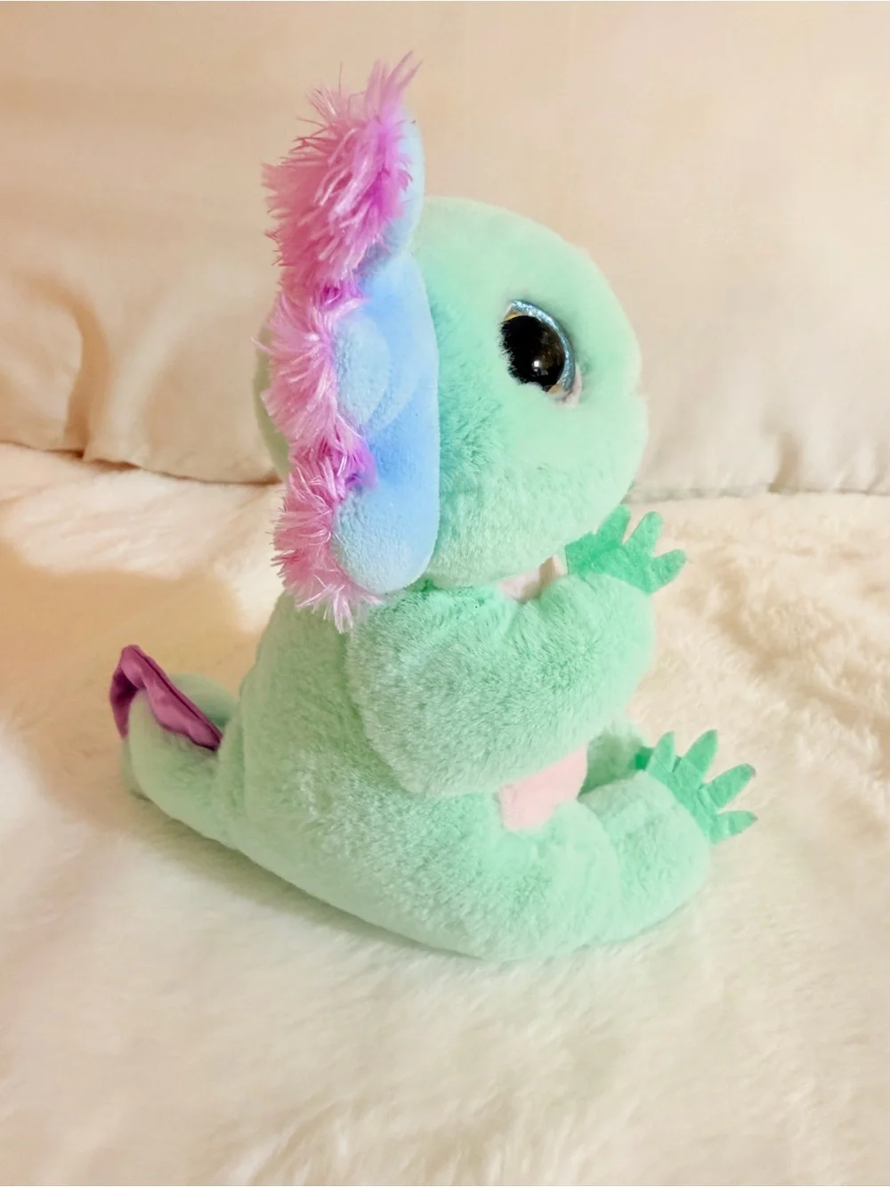 Ty beanie belies a axolotl plush        Buy one get this one 50 % off
